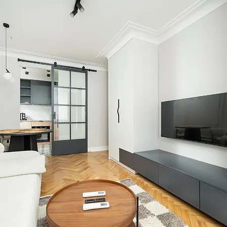 Rentplanet - Wałowa Apartament